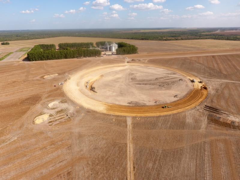 Construção de barragens para irrigação